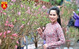 Rực rỡ sắc xuân ở chợ hoa Hàng Lược